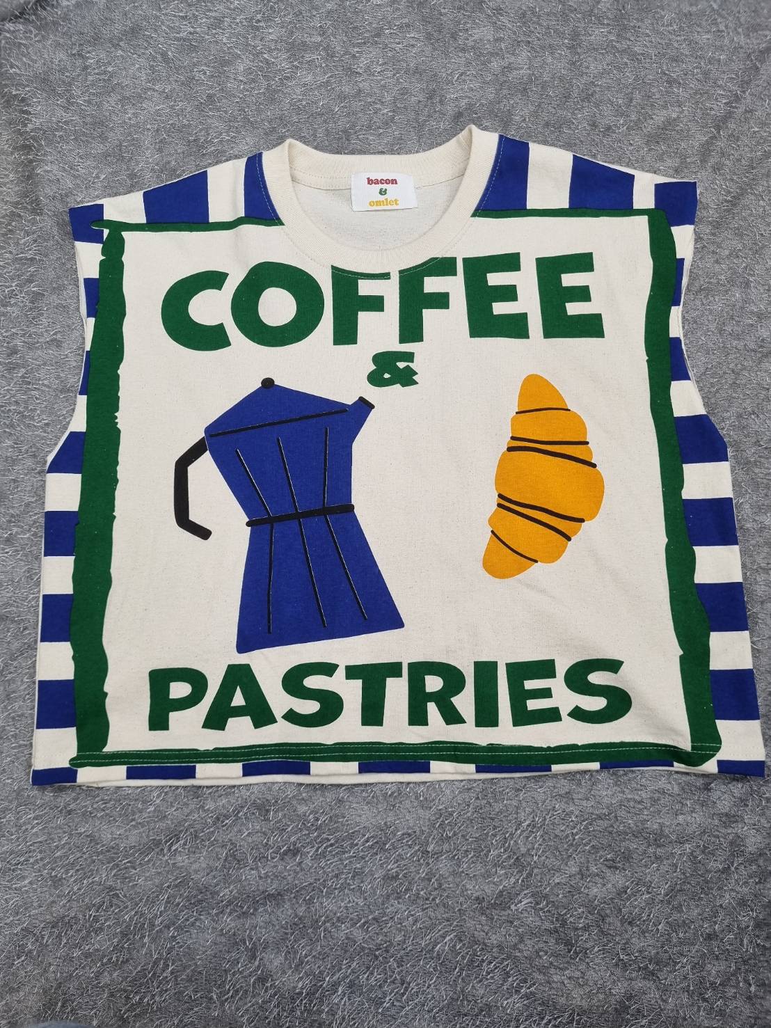 เสื้อครอปแฟชั่น Coffee PASTRIES   ลายกาแฟขนมปังสไตล์เกาหลี (สำเนา)